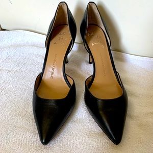 Banana republic black leather heel 6